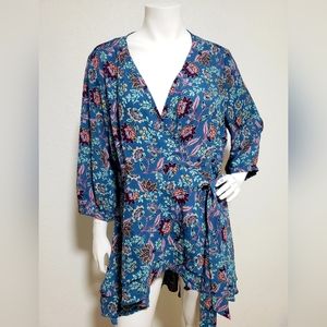 Torrid Georgette Wrap Tunic Blouse Floral.